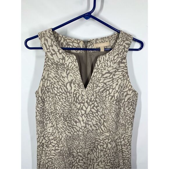 Banana Republic Women's Animal Pattern Sleeveless Split Neck Sheath Dress Size 6 - Picture 5 of 10